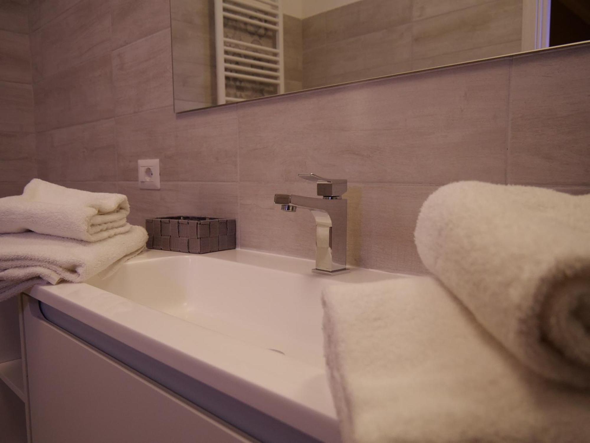 Our Guest House ฟิวมิชีโน ภายนอก รูปภาพ